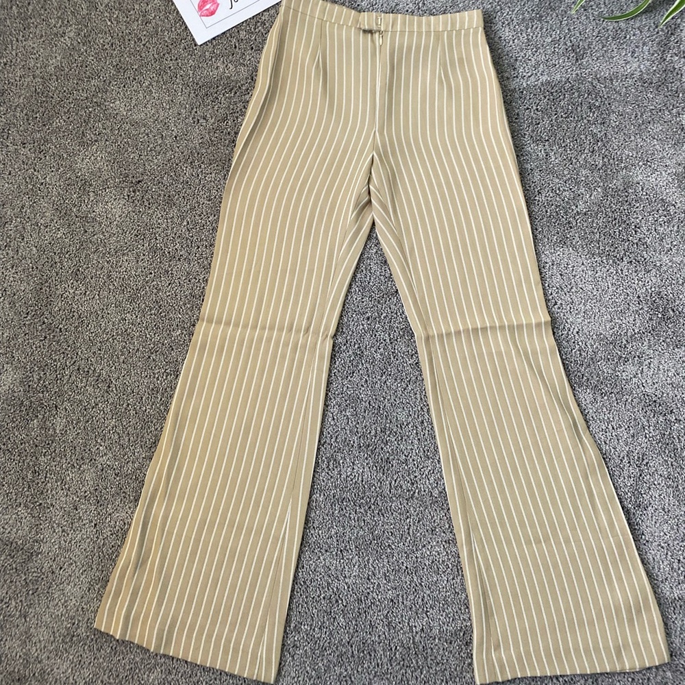 STRIPPED FLOWY PANTS